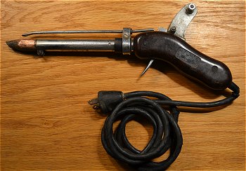 Self-Feeding Soldering Iron